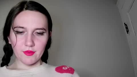 Isabella online show from 01-10-25, 04:12