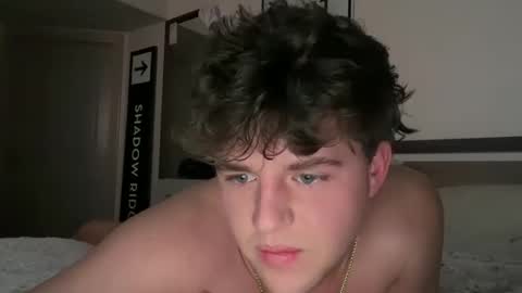 Snapshot of bigbootyburger1 chatting on 12-14-25, 06:41 bigbootyburger1 online show from 12-14-25, 06:41