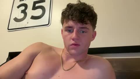 Snapshot of bigbootyburger1 chatting on 02-26-26, 06:40 bigbootyburger1 online show from 02-26-26, 06:40