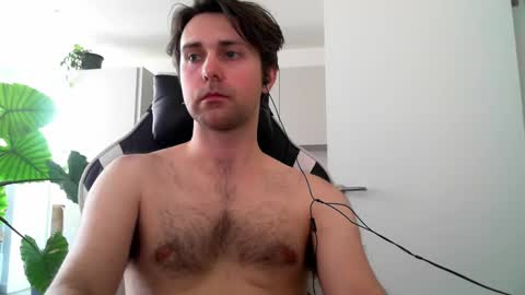 Snapshot of bigbrit_25 chatting on 03-02-25, 11:18 Big Brit online show from 03-02-25, 11:18