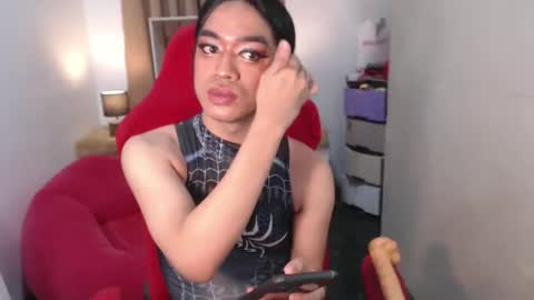 Snapshot of bigcassandrats chatting on 10-31-25, 06:25 BIG COCK CASSANDRA online show from 10-31-25, 06:25