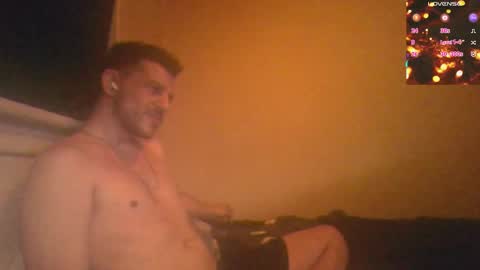 Jon - Im Straight online show from 01-17-25, 03:45