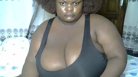 Snapshot of bigchocotities chatting on 01-08-25, 07:13 bigchocotities online show from 01-08-25, 07:13