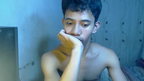 bigcockyummysex online show from 11-21-25, 04:00