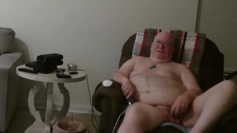 Snapshot of bigcraig123 chatting on 10-20-25, 10:49 Craig online show from 10-20-25, 10:49