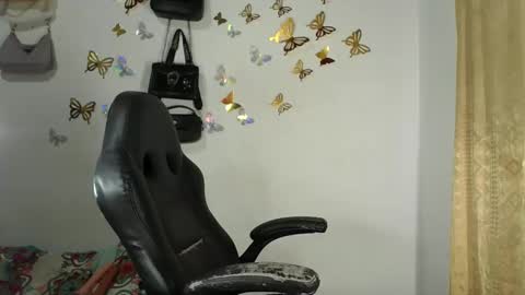 cristina online show from 11-03-25, 03:19