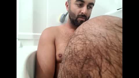 Snapshot of bigcumcanada chatting on 10-15-25, 09:15 bg online show from 10-15-25, 09:15