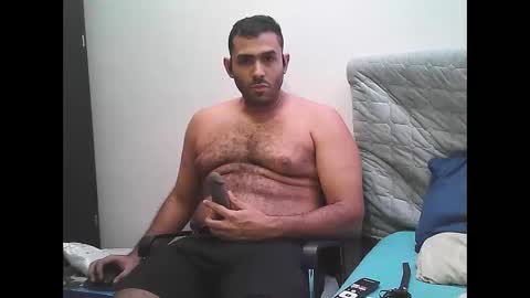 Snapshot of bigdick8510 chatting on 10-20-25, 04:57 orlando online show from 10-20-25, 04:57