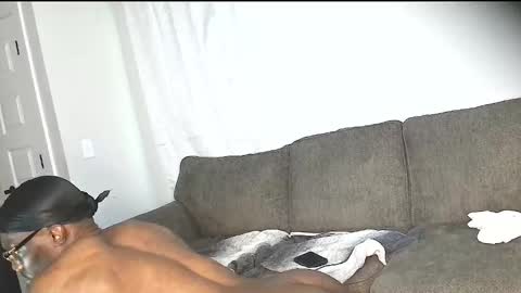 Snapshot of bigdickbandit210sa chatting on 09-24-25, 12:52 bigdickbandit210sa online show from 09-24-25, 12:52