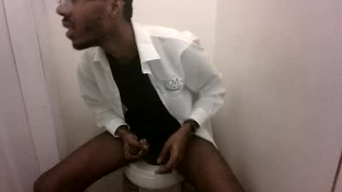 Snapshot of bigdickcumslut99 chatting on 12-06-24, 08:05 antwan online show from 12-06-24, 08:05