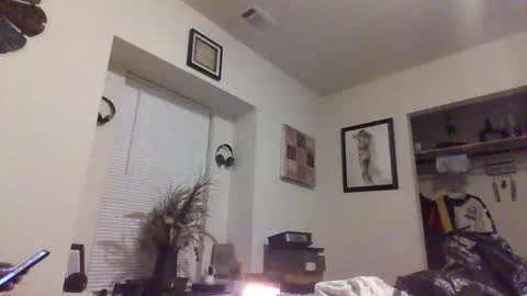 bigdickdaddy3200798456 online show from 02-11-25, 07:54