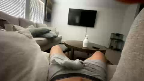 Snapshot of bigdickhabibi chatting on 10-15-25, 03:34 bigdickhabibi online show from 10-15-25, 03:34