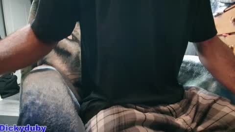 George Forest Dickyduby on all Socials online show from 10-18-25, 01:19