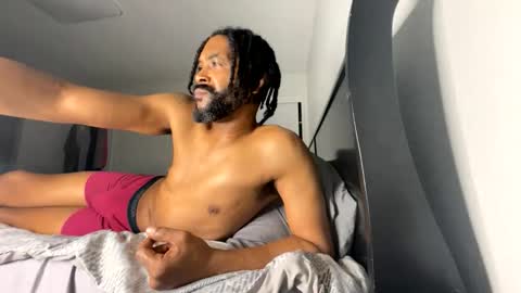 Snapshot of bigdinca chatting on 11-08-25, 12:38 bigdinca online show from 11-08-25, 12:38