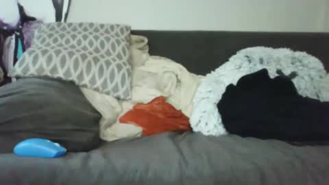 Snapshot of bigdyllpickle9 chatting on 09-19-25, 09:04 Dylan Bassett online show from 09-19-25, 09:04