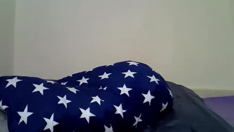 Bigg Cate online show from 10-28-25, 04:27