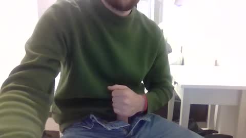 Snapshot of biggbaguette1 chatting on 11-25-25, 01:33 biggbaguette1 online show from 11-25-25, 01:33