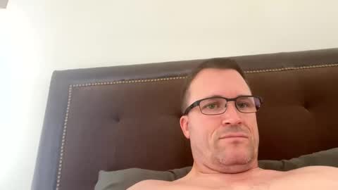 bigger22332233 online show from 12-11-24, 06:42