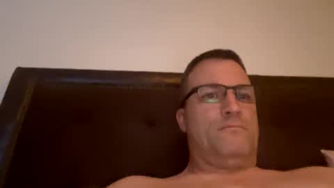 bigger22332233 online show from 01-10-25, 03:16