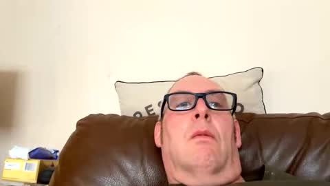 biggloves4bighands online show from 10-24-25, 09:06