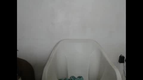 Snapshot of biggybudy chatting on 12-07-24, 12:52 biggybudy online show from 12-07-24, 12:52