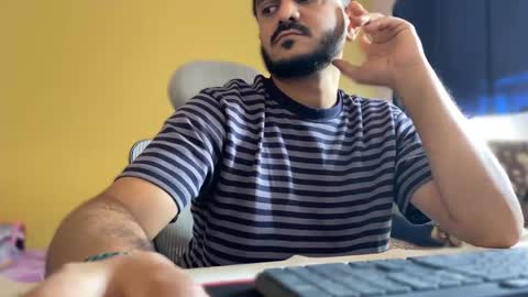 bighandsomesatisfy online show from 03-01-26, 03:30