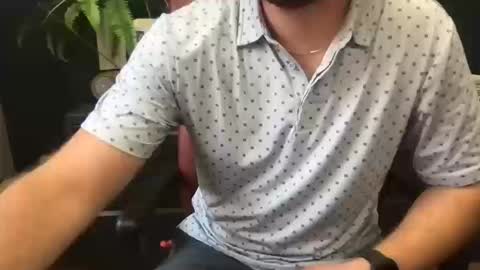 Big Jon online show from 10-17-25, 06:21