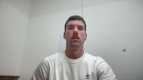 Snapshot of bigmachinejack chatting on 10-29-25, 09:22 bigmachinejack online show from 10-29-25, 09:22