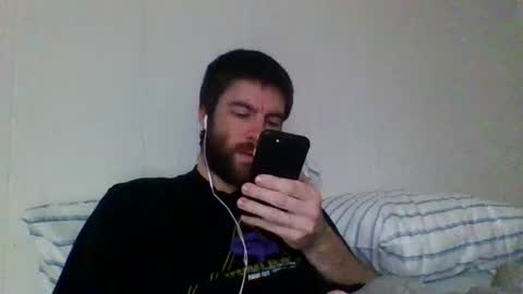 Snapshot of bigmag23 chatting on 12-17-25, 08:59 bigmag23 online show from 12-17-25, 08:59