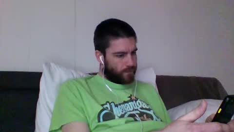 Snapshot of bigmag23 chatting on 03-27-26, 10:09 bigmag23 online show from 03-27-26, 10:09