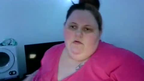 Snapshot of bigmama91 chatting on 09-23-25, 04:43 bigmama91 online show from 09-23-25, 04:43