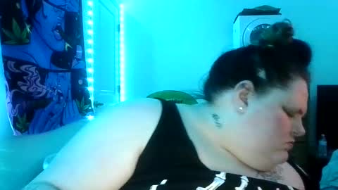 Snapshot of bigmama91 chatting on 11-20-25, 07:02 bigmama91 online show from 11-20-25, 07:02