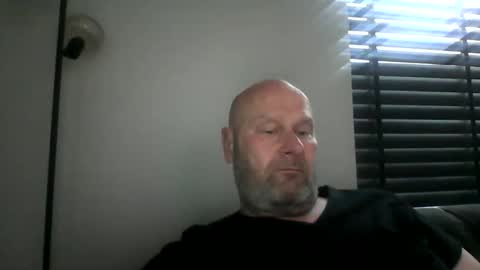 Snapshot of bigmike3339 chatting on 02-10-26, 07:56 bigmike3339 online show from 02-10-26, 07:56