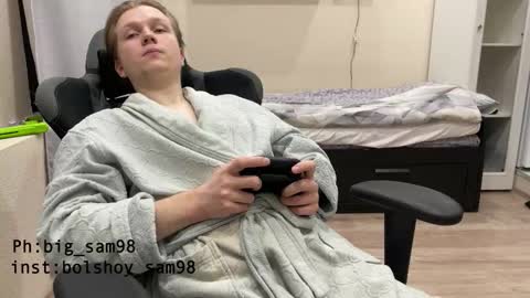 bigsamuel05 online show from 10-11-25, 07:01