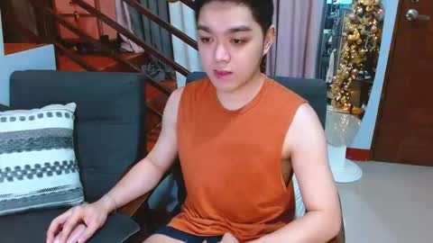 Snapshot of bigshowforyouxx chatting on 11-03-25, 01:23 Jay online show from 11-03-25, 01:23