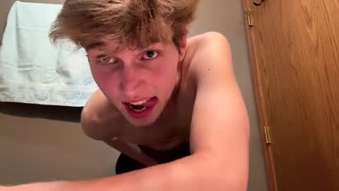 bigskinnyboyshh online show from 12-20-24, 05:36