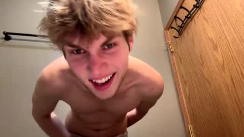 bigskinnyboyshh online show from 12-31-24, 09:06