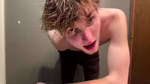 bigskinnyboyshh online show from 01-28-25, 01:16