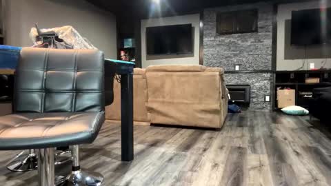 bigskinnyboyshh online show from 02-03-25, 10:00