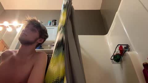 bigskinnyboyshh online show from 02-19-25, 07:17