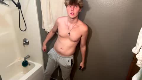 bigskinnyboyshh online show from 10-01-25, 02:28