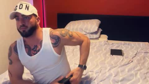 Gogo online show from 11-05-25, 01:44