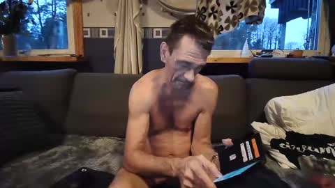 bigswe1 online show from 01-01-25, 07:41