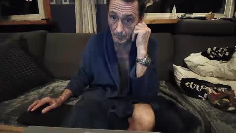 bigswe1 online show from 02-15-25, 04:36