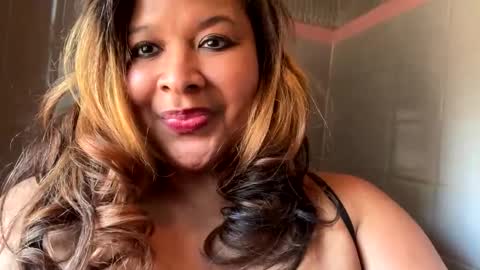 Snapshot of bigtits1234 chatting on 01-15-25, 05:47 Mochas 42HH Room online show from 01-15-25, 05:47