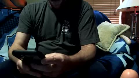 Snapshot of biguylovessuckingcock chatting on 12-25-24, 04:43 biguylovessuckingcock online show from 12-25-24, 04:43