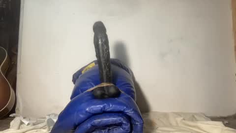 Snapshot of biguywithtoys chatting on 01-06-25, 06:31 biguywithtoys online show from 01-06-25, 06:31