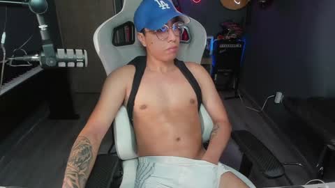 bigxboy96 online show from 12-20-24, 02:52