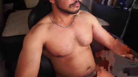 Snapshot of bigzz1 chatting on 09-20-25, 10:11 Valleyguy818 online show from 09-20-25, 10:11