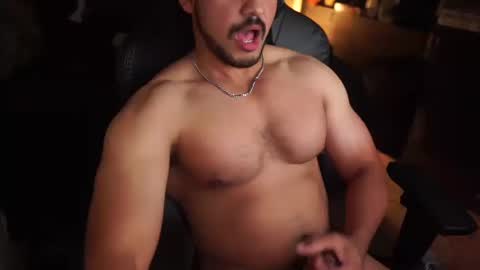 Snapshot of bigzz1 chatting on 10-16-25, 06:47 Valleyguy818 online show from 10-16-25, 06:47